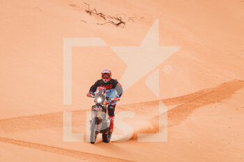 2021-01-10 - 35 Guillen Rivera Juan Pablo (mex), KTM, Nomadas Adventure, Moto, Bike, action during the 7th stage of the Dakar 2021 between Ha'il and Sakaka, in Saudi Arabia on January 10, 2021 - Photo Frédéric Le Floc'h / DPPI - 7TH STAGE OF THE DAKAR 2021 BETWEEN HA'IL AND SAKAKA - RALLY - MOTORS