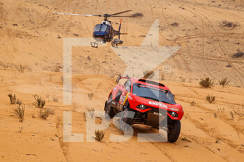 2021-01-10 - 311 Roma Nani (esp), Winocq Alexandre (fra), Hunter, Bahrain Raid Extreme, BRX, Auto, action during the 7th stage of the Dakar 2021 between Ha'il and Sakaka, in Saudi Arabia on January 10, 2021 - Photo Florent Gooden / DPPI - 7TH STAGE OF THE DAKAR 2021 BETWEEN HA'IL AND SAKAKA - RALLY - MOTORS