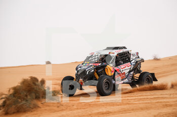 2021-01-10 - 401 Lopez Contardo Francisco (chl), Latrach Vinagre Juan Pablo (chl), Can-Am, South Racing Can-Am, Motul, SSV Series - T4, action during the 7th stage of the Dakar 2021 between Ha'il and Sakaka, in Saudi Arabia on January 10, 2021 - Photo Antonin Vincent / DPPI - 7TH STAGE OF THE DAKAR 2021 BETWEEN HA'IL AND SAKAKA - RALLY - MOTORS
