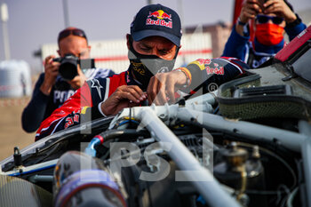 2021-01-10 - Al-Attiyah Nasser (qat), Toyota, Toyota Gazoo Racing, Auto, portrait during the 7th stage of the Dakar 2021 between Ha'il and Sakaka, in Saudi Arabia on January 10, 2021 - Photo Julien Delfosse / DPPI - 7TH STAGE OF THE DAKAR 2021 BETWEEN HA'IL AND SAKAKA - RALLY - MOTORS