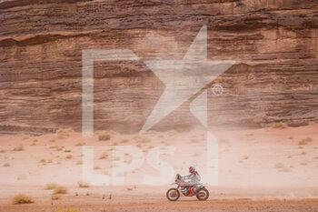 2021-01-13 - 35 Guillen Rivera Juan Pablo (mex), KTM, Nomadas Adventure, Moto, Bike, action during the 10th stage of the Dakar 2021 between Neom and Al-Ula, in Saudi Arabia on January 13, 2021 - Photo Florent Gooden / DPPI - 10TH STAGE OF THE DAKAR 2021 BETWEEN NEOM AND ALULA - RALLY - MOTORS
