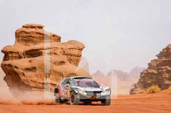 2021-01-13 - 314 Despres Cyril (fra), Horn Mike (swi), Peugeot, PH Sport, Abu Dhabi Racing, Auto, action during the 10th stage of the Dakar 2021 between Neom and Al-?Ula, in Saudi Arabia on January 13, 2021 - Photo Frédéric Le Floc'h / DPPI - 10TH STAGE OF THE DAKAR 2021 BETWEEN NEOM AND ALULA - RALLY - MOTORS