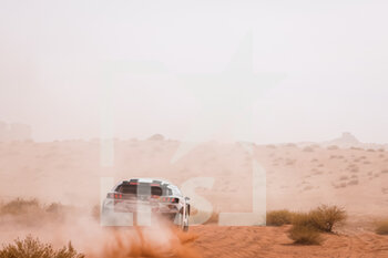 2021-01-13 - 310 Al Qassimi Sheikh Khalid (are), Panseri Xavier (fra), Peugeot, PH Sport, Abu Dhabi Racing, Auto, action during the 10th stage of the Dakar 2021 between Neom and Al-?Ula, in Saudi Arabia on January 13, 2021 - Photo Frédéric Le Floc'h / DPPI - 10TH STAGE OF THE DAKAR 2021 BETWEEN NEOM AND ALULA - RALLY - MOTORS