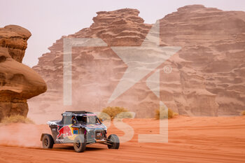 2021-01-13 - 383 Quintero Seth (usa), Zenz Dennis (deu), OT3, Red Bull Off-Road Team USA, Light Weight Vehicles Prototype - T3, action during the 10th stage of the Dakar 2021 between Neom and Al-?Ula, in Saudi Arabia on January 13, 2021 - Photo Frédéric Le Floc'h / DPPI - 10TH STAGE OF THE DAKAR 2021 BETWEEN NEOM AND ALULA - RALLY - MOTORS
