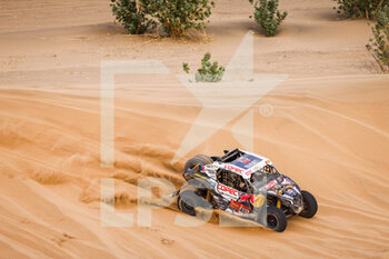 2021-01-13 - 401 Lopez Contardo Francisco (chl), Latrach Vinagre Juan Pablo (chl), Can-Am, South Racing Can-Am, Motul, SSV Series - T4, action during the 11th stage of the Dakar 2021 between Al-âUla and Yanbu, in Saudi Arabia on January 14, 2021 - Photo Frédéric Le Floc'h / DPPI - 10TH STAGE OF THE DAKAR 2021 BETWEEN NEOM AND ALULA - RALLY - MOTORS