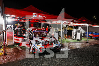 2021-01-22 - 01 Sebastien OGIER (FRA), Julien INGRASSIA (FRA), TOYOTA GAZOO RACING WRT, TOYOTA Yaris WRC, ambiance refueling, ravitaillement essence during the 2021 WRC World Rally Car Championship, Monte Carlo rally on January 20 to 24, 2021 at Monaco - Photo Francois Flamand / DPPI - 2021 WRC WORLD RALLY CAR CHAMPIONSHIP, MONTE CARLO - FRIDAY - RALLY - MOTORS