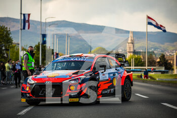 2021-04-22 - 42 Breen Craig (irl), Nagle Paul (irl), Hyundai Shell Mobis World Rally Team, Hyundai i20 Coupé WRC, ambiance during the 2021 Croatia Rally, 3rd round of the 2021 FIA WRC, FIA World Rally Car Championship, from April 22 to 25, 2021 in Zagreb, Croatia - Photo Bastien Roux / DPPI - 2021 CROATIA RALLY, 3RD ROUND OF THE 2021 FIA WRC, WORLD RALLY CAR CHAMPIONSHIP - RALLY - MOTORS