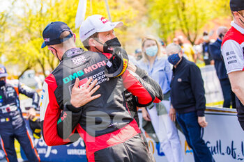 2021-04-25 - Ogier Sébastien (fra), Toyota Gazoo Racing WRT, Toyota Yaris WRC, Evans Elfyn (gbr), Toyota Gazoo Racing WRT, Toyota Yaris WRC, portrait ambiance arrivee, finish line during the 2021 Croatia Rally, 3rd round of the 2021 FIA WRC, FIA World Rally Car Championship, from April 22 to 25, 2021 in Zagreb, Croatia - Photo Bastien Roux / DPPI - 2021 CROATIA RALLY, 3RD ROUND OF THE 2021 FIA WRC, WORLD RALLY CAR CHAMPIONSHIP - RALLY - MOTORS