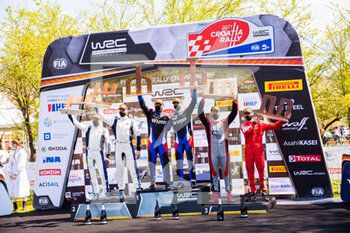 2021-04-25 - Kajetnowicz Kajetan (pol), Szczepaniak Maciej (pol), Skoda Fabia Evo, Lindholm Emil (fin), Korhenen Mikael (fin), Skoda Fabia Evo, Rossel Yohan (fra), Coria Alexandre (fra), Citroen C3, podium, portrait during the 2021 Croatia Rally, 3rd round of the 2021 FIA WRC, FIA World Rally Car Championship, from April 22 to 25, 2021 in Zagreb, Croatia - Photo Bastien Roux / DPPI - 2021 CROATIA RALLY, 3RD ROUND OF THE 2021 FIA WRC, WORLD RALLY CAR CHAMPIONSHIP - RALLY - MOTORS