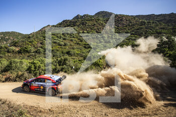 2021-06-03 - 11 Neuville Thierry (bel), Wydaeghe Martijn (bel), Hyundai Shell Mobis World Rally Team, Hyundai i20 Coupé WRC, action during the 2021 Rally Italia Sardegna, 5th round of the 2021 FIA WRC, FIA World Rally Championship, from June 3 to 6, 2021 in Alghero, Sardinia - Photo Nikos Katikis / DPPI - 2021 RALLY ITALIA SARDEGNA, 5TH ROUND OF THE 2021 FIA WRC, WORLD RALLY CHAMPIONSHIP - RALLY - MOTORS
