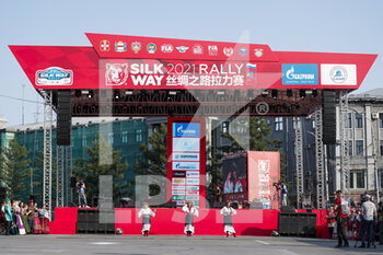 2021-07-01 - Pre-podium show during the Silk Way Rally 2021's start podium ceremony in Omsk, Russia on July 1, 2021 - Photo Frédéric Le Floc'h / DPPI - SILK WAY RALLY 2021 - RALLY - MOTORS