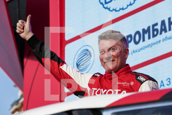2021-07-01 - Orr Michael (gbr), Overdrive Racing, Toyota Hilux, portrait during the Silk Way Rally 2021's start podium ceremony in Omsk, Russia on July 1, 2021 - Photo Frédéric Le Floc'h / DPPI - SILK WAY RALLY 2021 - RALLY - MOTORS