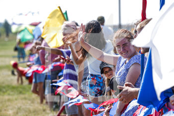 2021-07-02 - Fans during the Silk Way Rally 2021's 1st stage between Omsk and Novosibirsk, in Russia on July 02, 2021 - Photo Frédéric Le Floc'h / DPPI - SILK WAY RALLY 2021'S 1ST STAGE BETWEEN OMSK AND NOVOSIBIRSK - RALLY - MOTORS