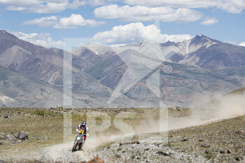 2021-07-04 - 02 Caimi Franco (arg), Hero Motorsport Team Rally, Hero Rally 450 Beta, action during the Silk Way Rally 2021's 3rd stage between Gorno-Altaysk, in Russia, and Ölgii, in Mongolia on July 04, 2021 - Photo Frédéric Le Floc'h / DPPI - SILK WAY RALLY 2021'S 3RD STAGE BETWEEN GORNO-ALTAYSK, IN RUSSIA, AND ÖLGII, IN MONGOLIA - RALLY - MOTORS