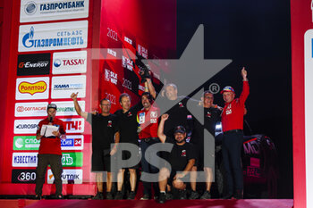 2021-07-06 - 205 Pelichet Jérôme (fra), Larroque Pascal (fra), Raid Lynx, MD Optimus, portrait during the Silk Way Rally 2021's finish podium ceremony in Gorno-Altaysk, Russia on July 6, 2021 - Photo Frédéric Le Floc'h / DPPI - SILK WAY RALLY 2021'S 5TH STAGE AROUND GORNO-ALTAYSK - RALLY - MOTORS