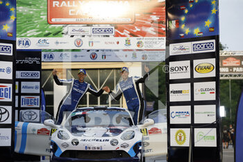 2021-07-25 - 50 Pierre RAGUES (FRA), Julien PESENTI (FRA), Alpine A110 RGT, podium during the 2021 FIA ERC Rally di Roma Capitale, 3rd round of the 2021 FIA European Rally Championship, from July 23 to 25, 2021 in Roma, Italy - Photo Grégory Lenormand / DPPI - 2021 FIA ERC RALLY DI ROMA CAPITALE, 3RD ROUND OF THE 2021 FIA EUROPEAN RALLY CHAMPIONSHIP - RALLY - MOTORS