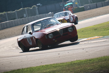 2018-09-15 - Aggressivi sul cordolo alla rivazza - ALFA REVIVAL CUP IMOLA - HISTORIC - MOTORS