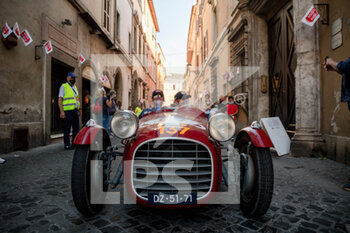 2021-06-18 - A car drives in Civita Castellana during the third leg of the Mille Miglia 2021  on june 18, 2021 in Civita Castellana, Italy. Photo by Gianluca Checchi/New Reporter - MILLE MIGLIA 2021  - HISTORIC - MOTORS