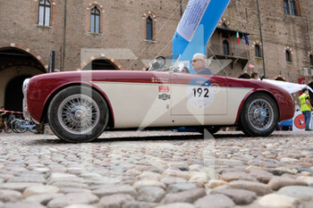 2021-06-19 - SIATA Daina Grand Sport S with Serge Hannecart and Melanie Hamel transit in Sordello Place in Mantua for the fourth stage of 1000 miglia 2021. - MILLE MIGLIA 2021 - HISTORIC - MOTORS