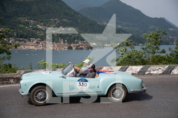 2021-06-19 - A car drives in Salò during the fouth leg of the Mille Miglia 2021  on june 19, 2021 in Salò, Italy. Photo by Gianluca Checchi/New Reporter - MILLE MIGLIA 2021  - HISTORIC - MOTORS