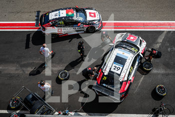 2020-09-11 - 18 Monteiro Tiago (prt), ALL-INKL.DE Munnich Motorsport, Honda Civic TCR, action. 29 Girolami Nestor (arg), ALL-INKL.DE Munnich Motorsport, Honda Civic TCR, action pitlane, during the 2020 FIA WTCR Race of Belgium, 1st round of the 2020 FIA World Touring Car Cup, on the Circuit Zolder, from September 11 to 13, 2020 in Zolder, Belgium - Photo Fr - FIA WORLD TOURING CAR CUP 2020 - BELGIO - GRAND TOURISM - MOTORS