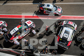 2020-09-11 - 18 Monteiro Tiago (prt), ALL-INKL.DE Munnich Motorsport, Honda Civic TCR, action 86 Guerrieri Esteban (arg), ALL-INKL.DE Munnich Motorsport, Honda Civic TCR, action 29 Girolami Nestor (arg), ALL-INKL.DE Munnich Motorsport, Honda Civic TCR, action pitlane, during the 2020 FIA WTCR Race of Belgium, 1st round of the 2020 FIA World Touring Car Cup, on the Circuit Zolder, from September 11 to 13, 2020 in Zolder, Belgium - Photo Fr.d.ric Le Floc'h / DPPI - FIA WORLD TOURING CAR CUP 2020 - BELGIO - GRAND TOURISM - MOTORS