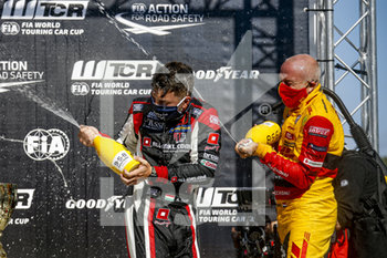 2020-09-11 - Tassi Attila (hun), ALL-INKL.DE Munnich Motorsport, Honda Civic TCR, portrait, Coronel Tom (ned), Comtoyou DHL Team Audi Sport, Audi LMS, portrait, podium during the 2020 FIA WTCR Race of Belgium, 1st round of the 2020 FIA World Touring Car Cup, on the Circuit Zolder, from September 11 to 13, 2020 in Zolder, Belgium - Photo Paulo Maria / DPPI - FIA WORLD TOURING CAR CUP 2020 - BELGIO - GRAND TOURISM - MOTORS