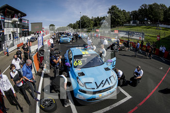 2020-09-11 - 68 Ehrlacher Yann (fra), Cyan Performance Lynk and Co, Lynk and Co 03 TCR, action Pre grid Race 2 during the 2020 FIA WTCR Race of Belgium, 1st round of the 2020 FIA World Touring Car Cup, on the Circuit Zolder, from September 11 to 13, 2020 in Zolder, Belgium - Photo Paulo Maria / DPPI - FIA WORLD TOURING CAR CUP 2020 - BELGIO - GRAND TOURISM - MOTORS