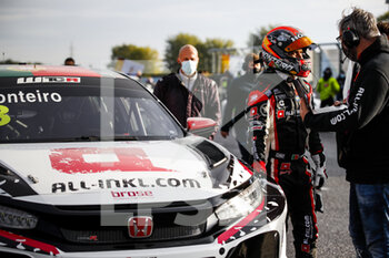 2020-10-11 - Monteiro Tiago (prt), ALL-INKL.DE Munnich Motorsport, Honda Civic TCR, portrait during the 2020 FIA WTCR Race of Slovakia, 3rd round of the 2020 FIA World Touring Car Cup, on the Automotodrom Slovakia Ring, from October 9 to 11, 2020 in Orechova Poton, Slovakia - Photo Florent Gooden / DPPI - WTCR RACE OF SLOVAKIA, 3RD ROUND OF THE 2020 FIA WORLD TOURING CAR CUP - SUNDAY - GRAND TOURISM - MOTORS