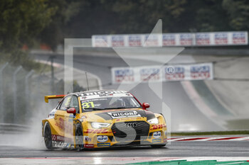 2020-10-17 - 31 CORONEL Tom (ned), Comtoyou DHL Team Audi Sport, Audi LMS, action during the 2020 FIA WTCR Race of Hungary, 4th round of the 2020 FIA World Touring Car Cup, on the Hungaroring, from October 16 to 18, 2020 in Mogyor.d, near Budapest, Hungary - Photo Xavi Bonilla / DPPI - 2020 WTCR RACE OF HUNGARY, 4TH ROUND OF THE 2020 FIA WORLD TOURING CAR CUP - SATURDAY - GRAND TOURISM - MOTORS