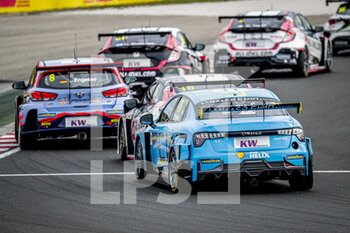 2020-10-18 - 11 BJORK Thed (swe), Cyan Performance Lynk and Co, Lynk and Co 03 TCR, action RACE 2 during the 2020 FIA WTCR Race of Hungary, 4th round of the 2020 FIA World Touring Car Cup, on the Hungaroring, from October 16 to 18, 2020 in Mogyor.d, Budapest, Hungary - Photo Paulo Maria / DPPI - 2020 FIA WTCR RACE OF HUNGARY, 4TH ROUND OF THE 2020 WORLD TOURING CAR CUP - SUNDAY - GRAND TOURISM - MOTORS