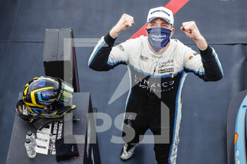 2020-11-01 - Bjork Thed (swe), Cyan Performance Lynk and Co, Lynk and Co 03 TCR, portrait celebrating his victory during the 2020 FIA WTCR Race of Spain, 5th round of the 2020 FIA World Touring Car Cup, on the Ciudad del Motor de Arag - 2020 FIA WTCR RACE OF SPAIN, 5TH ROUND OF THE WORLD TOURING CAR CUP - GRAND TOURISM - MOTORS