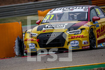 2020-11-14 - 31 Coronel Tom (ned), Comtoyou DHL Team Audi Sport, Audi LMS, action during the 2020 FIA WTCR Race of Aragon, 6th round of the 2020 FIA World Touring Car Cup, on the Ciudad del Motor de Aragón, from November 14 to 15, 2020 in Alcañiz, Aragon, Spain - Photo Paulo Maria / DPPI - 2020 FIA WTCR RACE OF ARAGON, 6TH ROUND OF THE WORLD TOURING CAR CUP - SATURDAY - GRAND TOURISM - MOTORS
