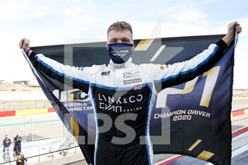 2020-11-15 - Ehrlacher Yann (fra), Cyan Performance Lynk and Co, Lynk and Co 03 TCR, portrait Race 2 during the 2020 FIA WTCR Race of Aragon, 6th round of the 2020 FIA World Touring Car Cup, on the Ciudad del Motor de Aragón, from November 14 to 15, 2020 in Alcañiz, Aragon, Spain - Photo Paulo Maria / DPPI - 2020 FIA WTCR RACE OF ARAGON, 6TH ROUND OF THE WORLD TOURING CAR CUP - GRAND TOURISM - MOTORS