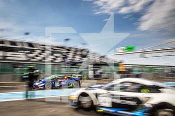 2021-05-09 - 114 Aitken Jack (gbr), Lappalainen Konsta (fin), Emil Fray Racing, Lamborghini Huracan GT3 Evo, ambiance stand pitlane during the 2nd round of the 2021 Fanatec GT World Challenge Europe Powered by AWS, from May 6 to 9, 2021 on the Circuit de Nevers Magny-Cours, Magny-Cours, France - Photo Clément Luck / DPPI - 2021 FANATEC GT WORLD CHALLENGE EUROPE POWERED BY AWS - GRAND TOURISM - MOTORS
