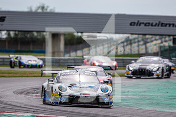 2021-05-09 - 54 De Leener Adrien (bel), Engelhart Christian (ger), Dinamic Motorsport, Porsche 911 GT3-R, action during the 2nd round of the 2021 Fanatec GT World Challenge Europe Powered by AWS, from May 6 to 9, 2021 on the Circuit de Nevers Magny-Cours, Magny-Cours, France - Photo Clément Luck / DPPI - 2021 FANATEC GT WORLD CHALLENGE EUROPE POWERED BY AWS - GRAND TOURISM - MOTORS