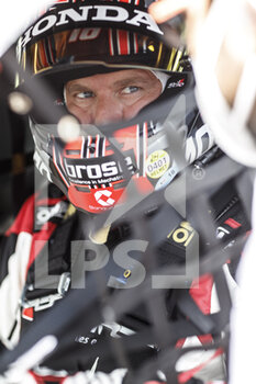 2021-06-02 - Monteiro Tiago (por), ALL-INKL.DE Munnich Motorsport, Honda Civic Type R TCR (FK8), portrait during the 2021 FIA WTCR Race of Germany, 1st round of the 2021 FIA World Touring Car Cup, on the Nurburgring Nordschleife, from June 3 to 6, 2021 in Nordschleife, Germany - Photo Frédéric Le Floc?h / DPPI - 2021 FIA WTCR RACE OF GERMANY, 1ST ROUND OF THE 2021 FIA WORLD TOURING CAR CUP - GRAND TOURISM - MOTORS