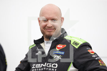 2021-06-04 - Huff Rob (gbr), Zengo Motorsport, Cupa Leon Competicion TCR, portrait during the 2021 FIA WTCR Race of Germany, 1st round of the 2021 FIA World Touring Car Cup, on the Nurburgring Nordschleife, from June 3 to 6, 2021 in Nordschleife, Germany - Photo Frédéric Le Floc'h / DPPI - 2021 FIA WTCR RACE OF GERMANY, 1ST ROUND OF THE 2021 FIA WORLD TOURING CAR CUP - GRAND TOURISM - MOTORS