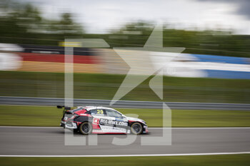2021-06-04 - 29 Girolami Nestor (arg), ALL-INKL.COM Munnich Motorsport, Honda Civic Type R TCR (FK8), action during the 2021 FIA WTCR Race of Germany, 1st round of the 2021 FIA World Touring Car Cup, on the Nurburgring Nordschleife, from June 3 to 6, 2021 in Nordschleife, Germany - Photo Frédéric Le Floc'h / DPPI - 2021 FIA WTCR RACE OF GERMANY, 1ST ROUND OF THE 2021 FIA WORLD TOURING CAR CUP - GRAND TOURISM - MOTORS