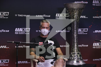 2021-06-25 - Monteiro Tiago (por), ALL-INKL.DE Munnich Motorsport, Honda Civic Type R TCR (FK8), portrait press conference during the 2021 FIA WTCR Race of Portugal, 2nd round of the 2021 FIA World Touring Car Cup, on the Circuito do Estoril, from June 26th to 27th, 2021 in Estoril, Portugal - Photo Paulo Maria / DPPI - 2021 FIA WTCR RACE OF PORTUGAL, 2ND ROUND OF THE 2021 FIA WORLD TOURING CAR CUP - GRAND TOURISM - MOTORS