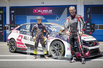 2021-06-25 - Monteiro Tiago (por), ALL-INKL.DE Munnich Motorsport, Honda Civic Type R TCR (FK8), portrait, Monteiro Noah, during the 2021 FIA WTCR Race of Portugal, 2nd round of the 2021 FIA World Touring Car Cup, on the Circuito do Estoril, from June 26th to 27th, 2021 in Estoril, Portugal - Photo Paulo Maria / DPPI - 2021 FIA WTCR RACE OF PORTUGAL, 2ND ROUND OF THE 2021 FIA WORLD TOURING CAR CUP - GRAND TOURISM - MOTORS