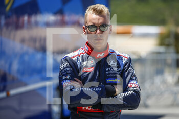 2021-06-25 - Engstler Luca (ger), Engstler Hyundai N Liqui Moly Racing Team, Hyundai Elantra N TCR, portrait during the 2021 FIA WTCR Race of Portugal, 2nd round of the 2021 FIA World Touring Car Cup, on the Circuito do Estoril, from June 26 to 27, 2021 in Estoril, Portugal - Photo Xavi Bonilla / DPPI - 2021 FIA WTCR RACE OF PORTUGAL, 2ND ROUND OF THE 2021 FIA WORLD TOURING CAR CUP - GRAND TOURISM - MOTORS