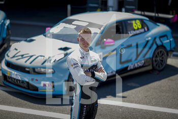 2021-06-25 - Ehrlacher Yann (fra), Cyan Racing Lynk & Co, Lync & Co 03 TCR, portrait during the 2021 FIA WTCR Race of Portugal, 2nd round of the 2021 FIA World Touring Car Cup, on the Circuito do Estoril, from June 26th to 27th, 2021 in Estoril, Portugal - Photo Paulo Maria / DPPI - 2021 FIA WTCR RACE OF PORTUGAL, 2ND ROUND OF THE 2021 FIA WORLD TOURING CAR CUP - GRAND TOURISM - MOTORS