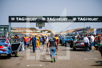 11/07/2021 - The starting grid during the 2021 FIA WTCR Race of Spain, 3rd round of the 2021 FIA World Touring Car Cup, on the Ciudad del Motor de Aragon, from July 10 to 11, 2021 in Alcaniz, Spain - Photo Florent Gooden / DPPI - 2021 FIA WTCR RACE OF SPAIN, 3RD ROUND OF THE 2021 FIA WORLD TOURING CAR CUP - TURISMO E GRAN TURISMO - MOTORI