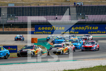 11/07/2021 - 17 Berthon Nathanaël (fra), Comtoyou DHL Team Audi Sport, Audi RS 3 LMS TCR (2021), 32 Coronel Tom (ndl), Comtoyou DHL Team Audi Sport, Audi RS 3 LMS TCR (2021), action during the 2021 FIA WTCR Race of Spain, 3rd round of the 2021 FIA World Touring Car Cup, on the Ciudad del Motor de Aragon, from July 10 to 11, 2021 in Alcaniz, Spain - Photo Florent Gooden / DPPI - 2021 FIA WTCR RACE OF SPAIN, 3RD ROUND OF THE 2021 FIA WORLD TOURING CAR CUP - TURISMO E GRAN TURISMO - MOTORI