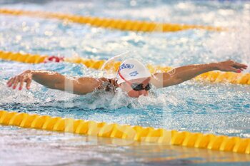 2021-03-19 - Lara Grangeon-De Villele of Aas Sarcelles Natation 95, series 400 m medley Women during the FFN Golden Tour Camille Muffat 2021, Swimming Olympic and European selections on March 19, 2021 at Cercle des Nageurs de Marseille in Marseille, France - Photo Laurent Lairys / DPPI - FFN GOLDEN TOUR CAMILLE MUFFAT 2021, SWIMMING OLYMPIC AND EUROPEAN SELECTIONS - SWIMMING - SWIMMING