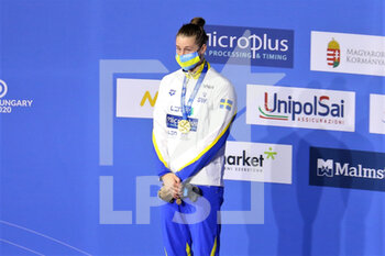2021-05-19 - Sophie Hansson of Sweden, Podium 1st place in the 100 m Breaststroke during the 2021 LEN European Championships, swimming event on May 19, 2021 at Duna Arena in Budapest, Hungary - Photo Laurent Lairy / DPPI - 2021 LEN EUROPEAN CHAMPIONSHIPS - SWIMMING - SWIMMING