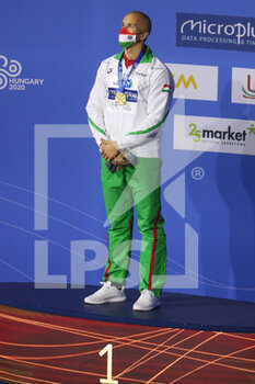 2021-05-21 - Szebasztian Szabo of Hungary 1st place, Podium 50 m Butterfly during the 2021 LEN European Championships, Swimming event on May 21, 2021 at Duna Arena in Budapest, Hungary - Photo Laurent Lairys / DPPI - 2021 LEN EUROPEAN CHAMPIONSHIPS - SWIMMING - SWIMMING