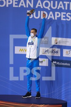 2021-05-23 - Ari-Pekka Liukkonen of Finland 1st place, Podium 50 m Freestyle during the 2021 LEN European Championships, Swimming event on May 23, 2021 at Duna Arena in Budapest, Hungary - Photo Laurent Lairys / DPPI - 2021 LEN EUROPEAN CHAMPIONSHIPS - SWIMMING - SWIMMING