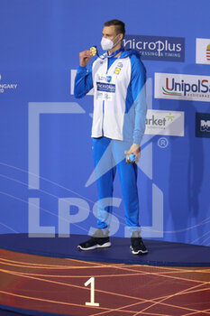2021-05-23 - Ari-Pekka Liukkonen of Finland 1st place, Podium 50 m Freestyle during the 2021 LEN European Championships, Swimming event on May 23, 2021 at Duna Arena in Budapest, Hungary - Photo Laurent Lairys / DPPI - 2021 LEN EUROPEAN CHAMPIONSHIPS - SWIMMING - SWIMMING